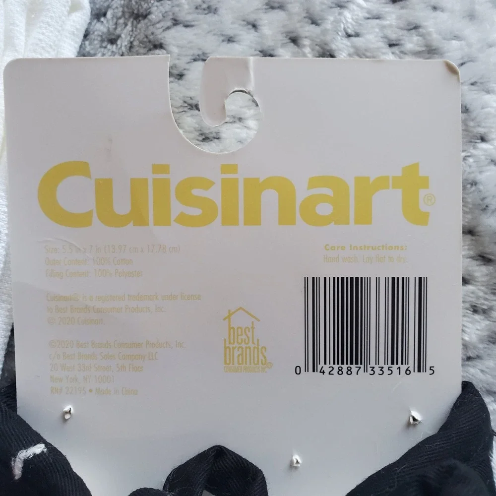 Cuisinart Easter Bunny Kitchen Towel 2PK Mini Oven Mitt 2PK Black Buffalo Plaid‎